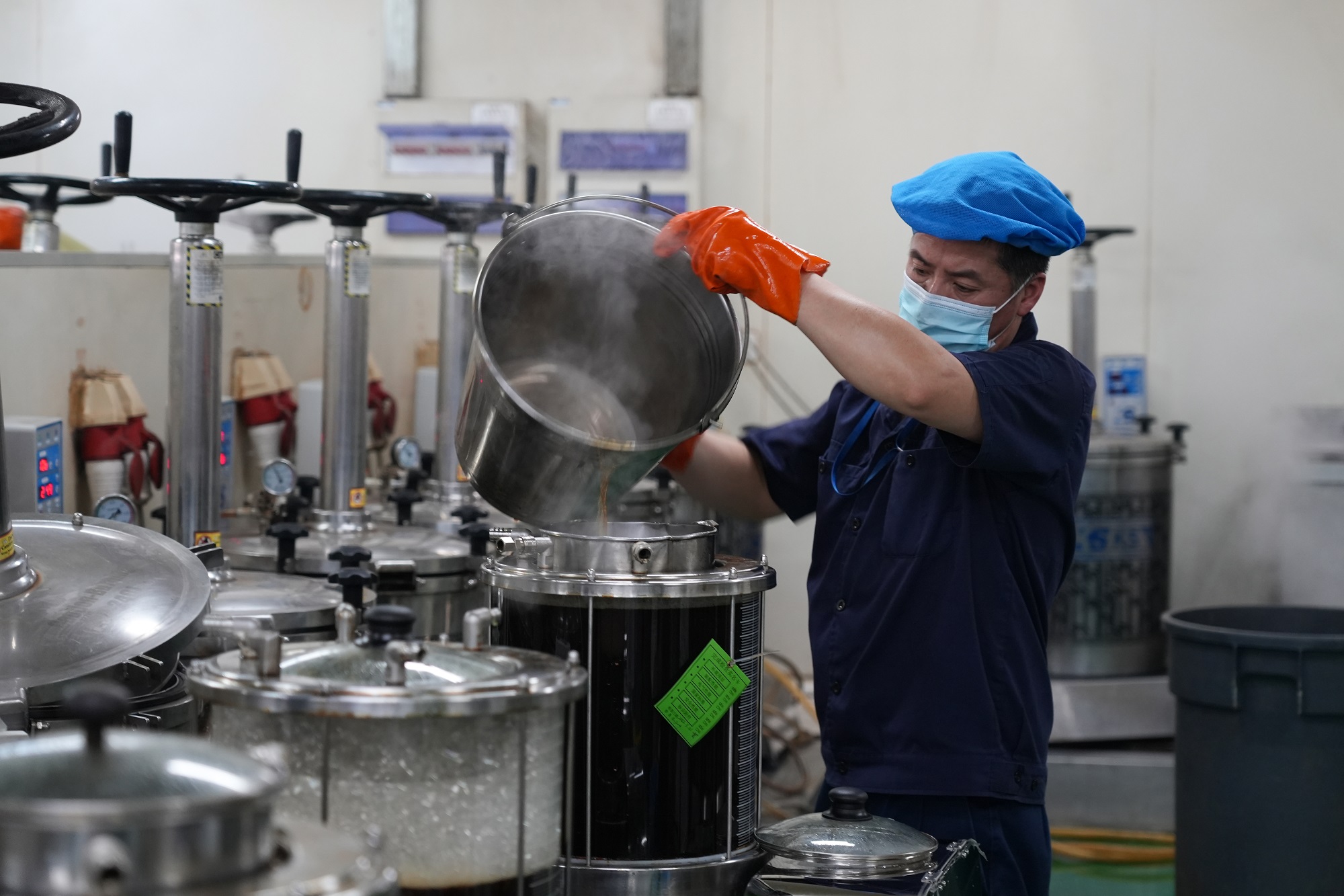 20萬帖！李良濟(jì)又硬核緊急熬制防疫方馳援上海，我們共同“守滬”(圖4)